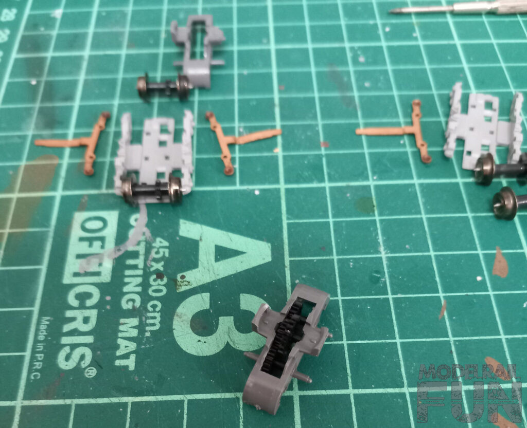 Reparacion bogier unidad tractora. Piñones alojados